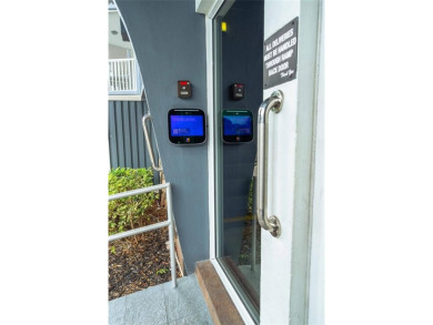 Bright & modern 1 bed/1.5 bath condo on prestigious Diplomat on  in Florida - for sale on GolfHomes.com, golf home, golf lot