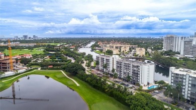 Bright & modern 1 bed/1.5 bath condo on prestigious Diplomat on  in Florida - for sale on GolfHomes.com, golf home, golf lot