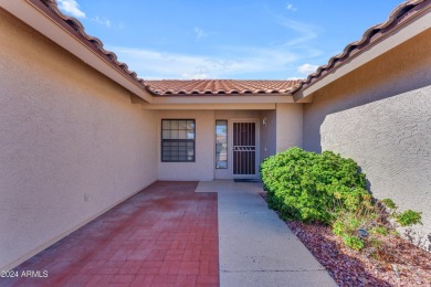 *AGE RESTRICTED COMMUNITY* Great for owner or investor! Spacious on Westbrook Village Golf Club in Arizona - for sale on GolfHomes.com, golf home, golf lot