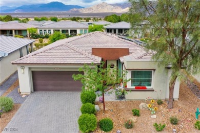 ENJOY COMFORTABLE LIVING IN THIS LOVELY 2-BEDROOM, 2-BATHROOM on Mountain Falls Golf Course in Nevada - for sale on GolfHomes.com, golf home, golf lot