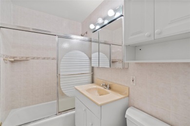 Commuter's Dream! 2 bedrooms, 2 bathrooms with terrace with on Scarsdale Golf Club in New York - for sale on GolfHomes.com, golf home, golf lot