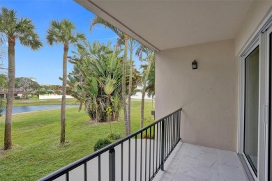 Remarkable + renovated townhouse condo nestled in the heart of on Palm-Aire Country Club and Resort - Palms in Florida - for sale on GolfHomes.com, golf home, golf lot