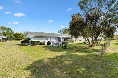 NEW ROOF 2025, HVAC 2017! Step into this charming 2 Bedroom, 2 on The Links of Spruce Creek in Florida - for sale on GolfHomes.com, golf home, golf lot