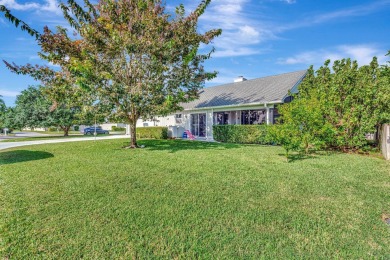 Spacious and open 3/2 home in the heart of Hobe Sound.  Upgrades on Heritage Ridge Golf Club in Florida - for sale on GolfHomes.com, golf home, golf lot