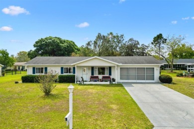 NEW ROOF 2025, HVAC 2017! Step into this charming 2 Bedroom, 2 on The Links of Spruce Creek in Florida - for sale on GolfHomes.com, golf home, golf lot