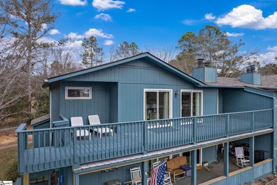 Welcome to 20D Hartwell Villas, a 2nd-floor, 3-bedroom, 2-bath on Stone Creek Cove Golf Course in South Carolina - for sale on GolfHomes.com, golf home, golf lot
