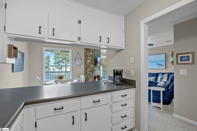 Welcome to 20D Hartwell Villas, a 2nd-floor, 3-bedroom, 2-bath on Stone Creek Cove Golf Course in South Carolina - for sale on GolfHomes.com, golf home, golf lot