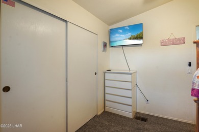 Prime Island Location! This beautifully maintained 3-bedroom on London Bridge Golf Course in Arizona - for sale on GolfHomes.com, golf home, golf lot