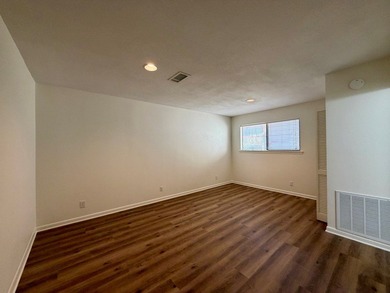 Welcome to 622 Players Place in Rayburn Country -- a beautifully on Rayburn Country Club in Texas - for sale on GolfHomes.com, golf home, golf lot