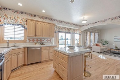Nestled on the prestigious fairway of Sage Lake Golf Course & on Sage Lakes Municipal Golf Course in Idaho - for sale on GolfHomes.com, golf home, golf lot