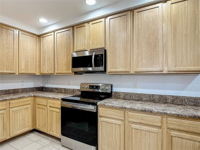 Beautifully updated 2 bedroom, 2 bath condo located in the on Polo Park East in Florida - for sale on GolfHomes.com, golf home, golf lot