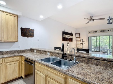 Beautifully updated 2 bedroom, 2 bath condo located in the on Polo Park East in Florida - for sale on GolfHomes.com, golf home, golf lot