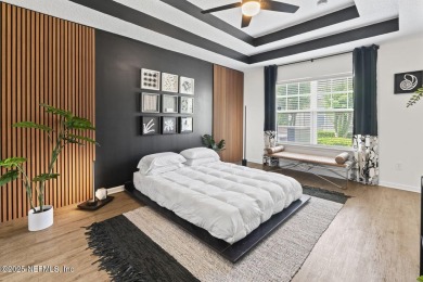 Welcome home! this beautifully renovated, move-in-ready townhome on Golf Club At Fleming Island in Florida - for sale on GolfHomes.com, golf home, golf lot