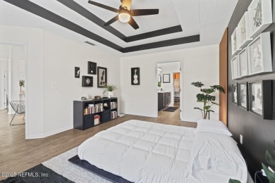 Welcome home! this beautifully renovated, move-in-ready townhome on Golf Club At Fleming Island in Florida - for sale on GolfHomes.com, golf home, golf lot
