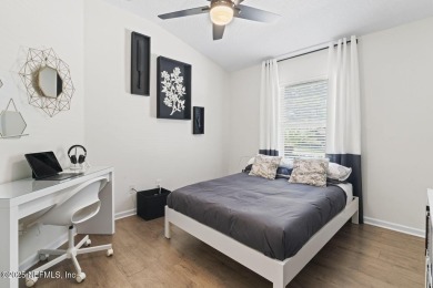 Welcome home! this beautifully renovated, move-in-ready townhome on Golf Club At Fleming Island in Florida - for sale on GolfHomes.com, golf home, golf lot