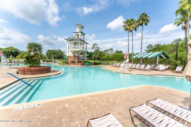 Welcome home! this beautifully renovated, move-in-ready townhome on Golf Club At Fleming Island in Florida - for sale on GolfHomes.com, golf home, golf lot
