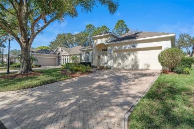 Under contract-accepting backup offers. Welcome to this on Kings Ridge Golf Club in Florida - for sale on GolfHomes.com, golf home, golf lot