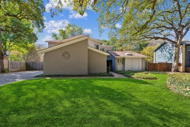 LOCATION, LOCATION, LOCATION. This unique home features vaulted on Texas Rangers Golf Club  in Texas - for sale on GolfHomes.com, golf home, golf lot