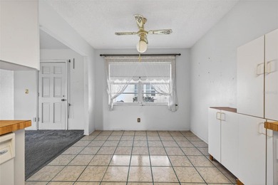 One or more photo(s) has been virtually staged. Discover on Mainlands Golf Club in Florida - for sale on GolfHomes.com, golf home, golf lot