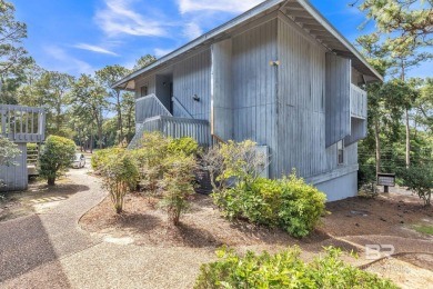 Charming Ground-Floor Condo - Fully Furnished! Priced to on Lake Forest Yacht and Country Club in Alabama - for sale on GolfHomes.com, golf home, golf lot
