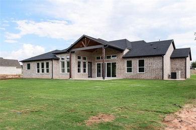 STUNNING 4-Bedroom Luxury Home in Pecan Plantation Golfing on Nutcracker Golf Club in Texas - for sale on GolfHomes.com, golf home, golf lot