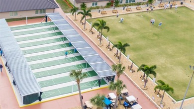 Charming single family home in Sun City Center - Move-In Ready & on North Lakes Golf Course in Florida - for sale on GolfHomes.com, golf home, golf lot