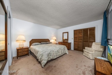 Looking for a stunning townhouse with views of the 16th hole of on Druid Hills Golf Club in Tennessee - for sale on GolfHomes.com, golf home, golf lot