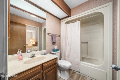 Looking for a stunning townhouse with views of the 16th hole of on Druid Hills Golf Club in Tennessee - for sale on GolfHomes.com, golf home, golf lot