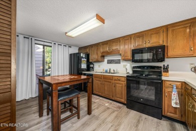 Looking for a stunning townhouse with views of the 16th hole of on Druid Hills Golf Club in Tennessee - for sale on GolfHomes.com, golf home, golf lot