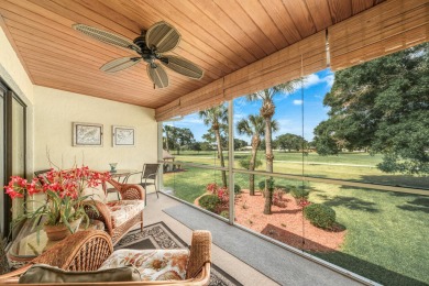 Nestled in Sun N Lake of Sebring Deer Golf course, this on Sun n Lake Golf and Country Club in Florida - for sale on GolfHomes.com, golf home, golf lot