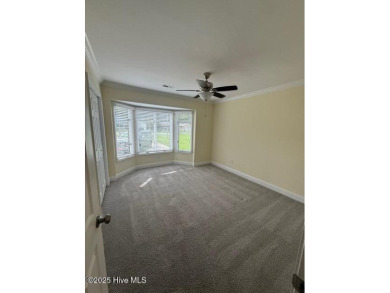 Looking for charm, comfort & convenience all in one? Welcome to on Harbour Point Golf Club in North Carolina - for sale on GolfHomes.com, golf home, golf lot