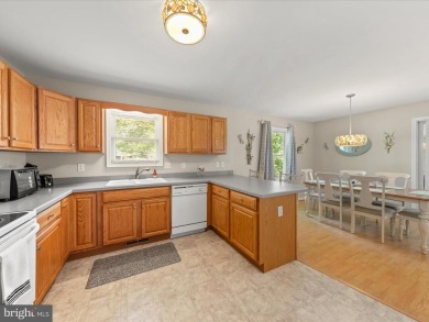 Welcome to 16 N Primrose Lane, a beautifully refreshed coastal on Bear Trap Dunes Golf Club in Delaware - for sale on GolfHomes.com, golf home, golf lot