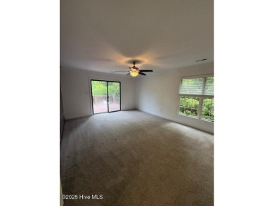 Looking for charm, comfort & convenience all in one? Welcome to on Harbour Point Golf Club in North Carolina - for sale on GolfHomes.com, golf home, golf lot