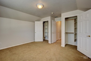 Beautiful home in the LAKEVIEW GOLF COURSE NEIGHBORHOOD on 1/3 on Lakeview Golf Club in Idaho - for sale on GolfHomes.com, golf home, golf lot