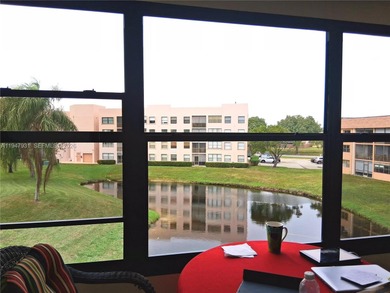 MUST SEE! Beautifully UPDATED TURNKEY, FULLY FURNISHED 3rd FLOOR on Sunrise Lakes Phase IV Golf Course in Florida - for sale on GolfHomes.com, golf home, golf lot