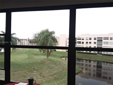 MUST SEE! Beautifully UPDATED TURNKEY, FULLY FURNISHED 3rd FLOOR on Sunrise Lakes Phase IV Golf Course in Florida - for sale on GolfHomes.com, golf home, golf lot