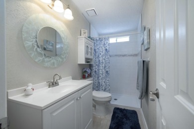 Motivated Seller. Fabulous homeThis spacious two-bedroom on Savanna Golf Club in Florida - for sale on GolfHomes.com, golf home, golf lot