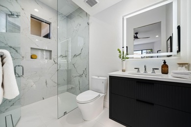 MODERN. REMODELED. STUNNING VIEWS. PRIVATE POOL. Step into on Desert Horizons Country Club in California - for sale on GolfHomes.com, golf home, golf lot