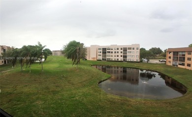 MUST SEE! Beautifully UPDATED TURNKEY, FULLY FURNISHED 3rd FLOOR on Sunrise Lakes Phase IV Golf Course in Florida - for sale on GolfHomes.com, golf home, golf lot