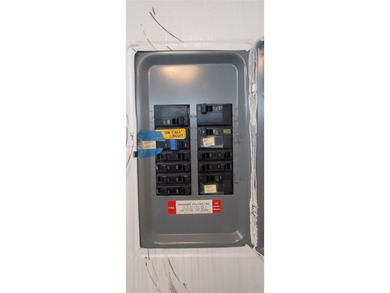 MUST SEE! Beautifully UPDATED TURNKEY, FULLY FURNISHED 3rd FLOOR on Sunrise Lakes Phase IV Golf Course in Florida - for sale on GolfHomes.com, golf home, golf lot