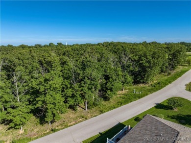 Great Building Lot in Indian Rock Estates close to Fairway #9 on on Indian Rock Golf Club in Missouri - for sale on GolfHomes.com, golf home, golf lot