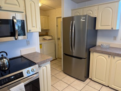 *Wow! ***Priced to Sell!***Welcome to Pine Lakes Golf & Country on Pine Lakes Country Club in Florida - for sale on GolfHomes.com, golf home, golf lot