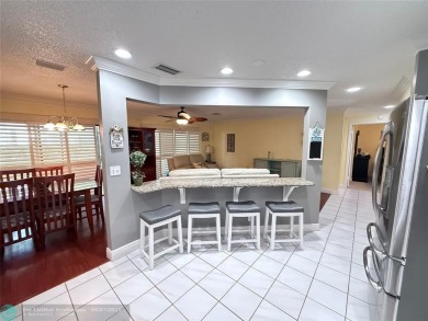 ***Peaceful Waterfront Escape***

Welcome to 10 Lexington Ln E on PGA National Golf Club in Florida - for sale on GolfHomes.com, golf home, golf lot