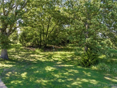 Great Building Lot in Indian Rock Estates overlooking 2 Fairways on Indian Rock Golf Club in Missouri - for sale on GolfHomes.com, golf home, golf lot