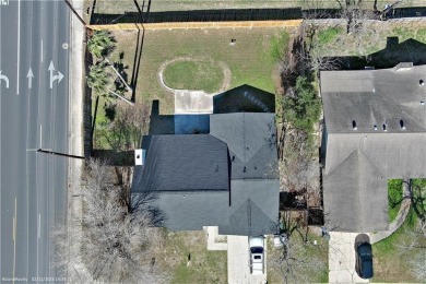 Must see this newly renovated 4 bedroom 2 bath home that sits on on Corpus Christi Country Club Golf Course in Texas - for sale on GolfHomes.com, golf home, golf lot