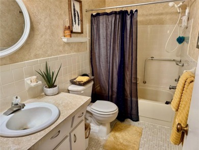This 1400 sq ft 2 bedroom two bath unit is only a block away on On Top Of The World Golf Course in Florida - for sale on GolfHomes.com, golf home, golf lot