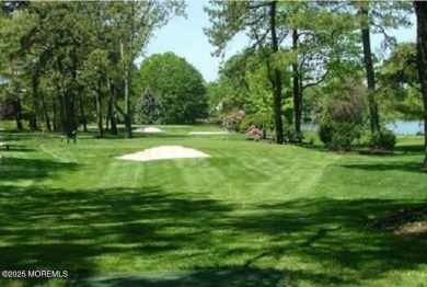 Charming 2-bed, 1-bath home in the desirable ''Home of the Seven on Greenbriar Woodlands in New Jersey - for sale on GolfHomes.com, golf home, golf lot