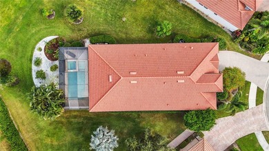 OVER AN ACRE OF PROPERTY! A MUST SEE! PRICE IMPROVEMENT! Come an on Rosedale Golf and Tennis Club in Florida - for sale on GolfHomes.com, golf home, golf lot