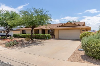 Discover the charm of this inviting 2-bedroom, 2-bath Sun City on Pebblebrook Golf Course in Arizona - for sale on GolfHomes.com, golf home, golf lot