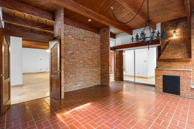 Amazing Opportunity! Located in the Vista Larga subdivision on North Course - University of New Mexico  in New Mexico - for sale on GolfHomes.com, golf home, golf lot